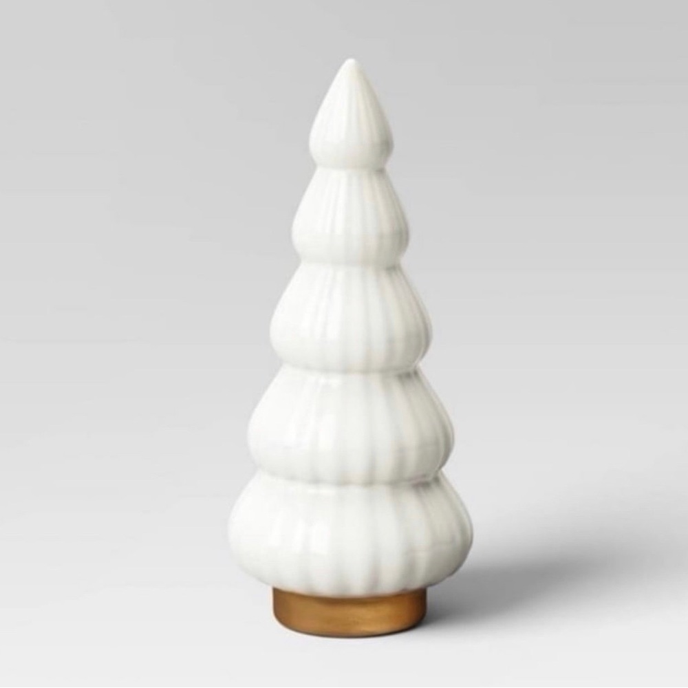 Threshold Medium Scalloped Ceramic Christmas Tree White